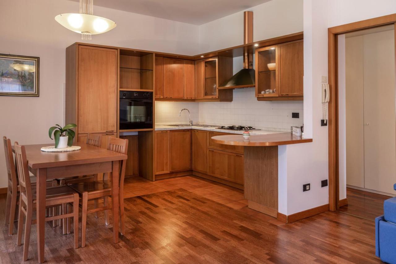 Residence Villa Al Lido Бренцоне-суль-Гарда Экстерьер фото