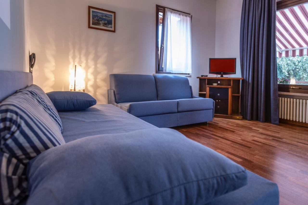 Residence Villa Al Lido Бренцоне-суль-Гарда Экстерьер фото